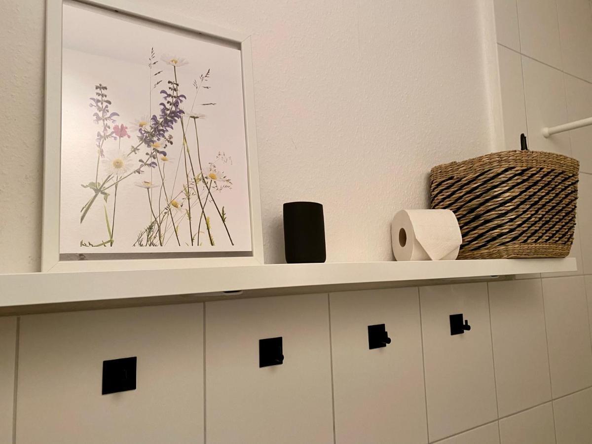 Zentrumsnahe Schoene Altbauwohnung Bis 4 Personen Flensburg Ngoại thất bức ảnh